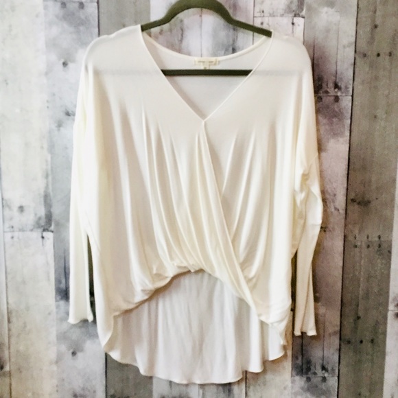 SOLD❤️Draped White Long Sleeve TopSilence Noise XS - Picture 5 of 5